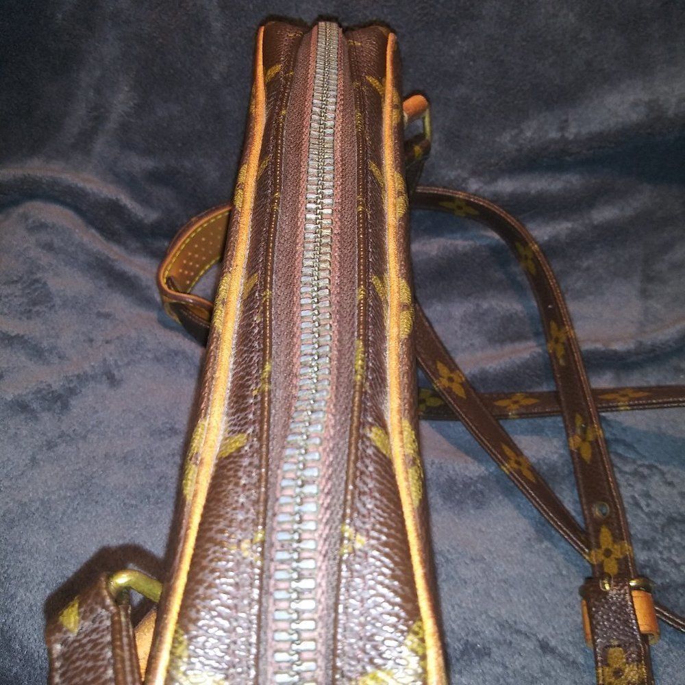 Louis Vuitton Vintage 1985 Marly Bandouliere Bag - Picture 9 of 14